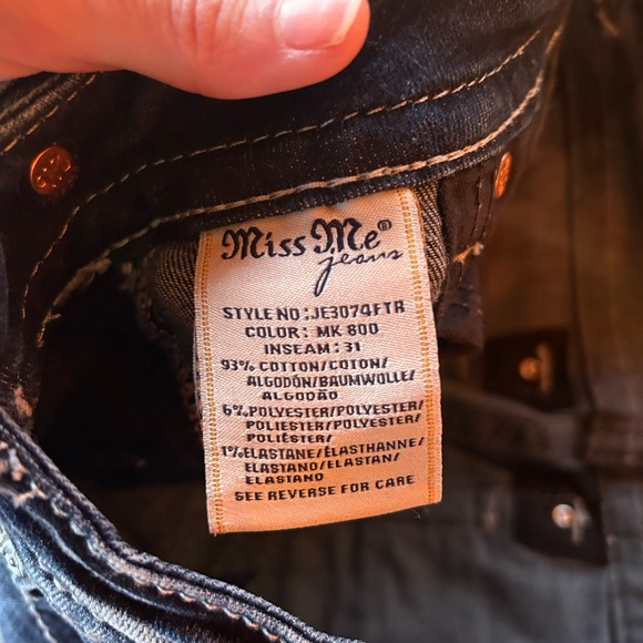 Miss Me Dark Blue Jeans with Contrast Stitching - Picture 4 of 10